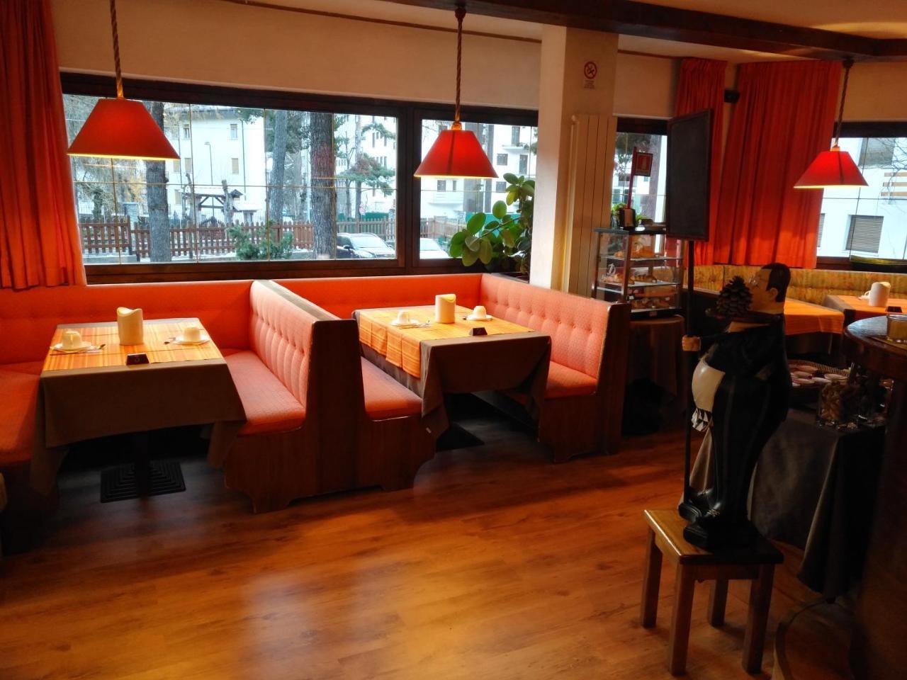 落叶松酒店 巴多尼奇亚 外观 照片